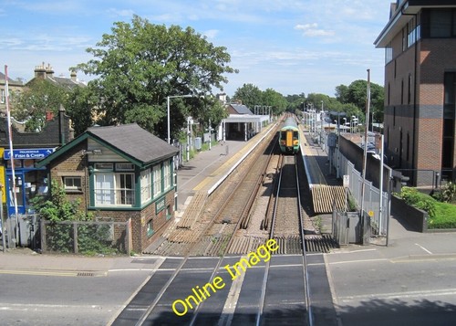 Photo 6x4 reigate railway - photo,
